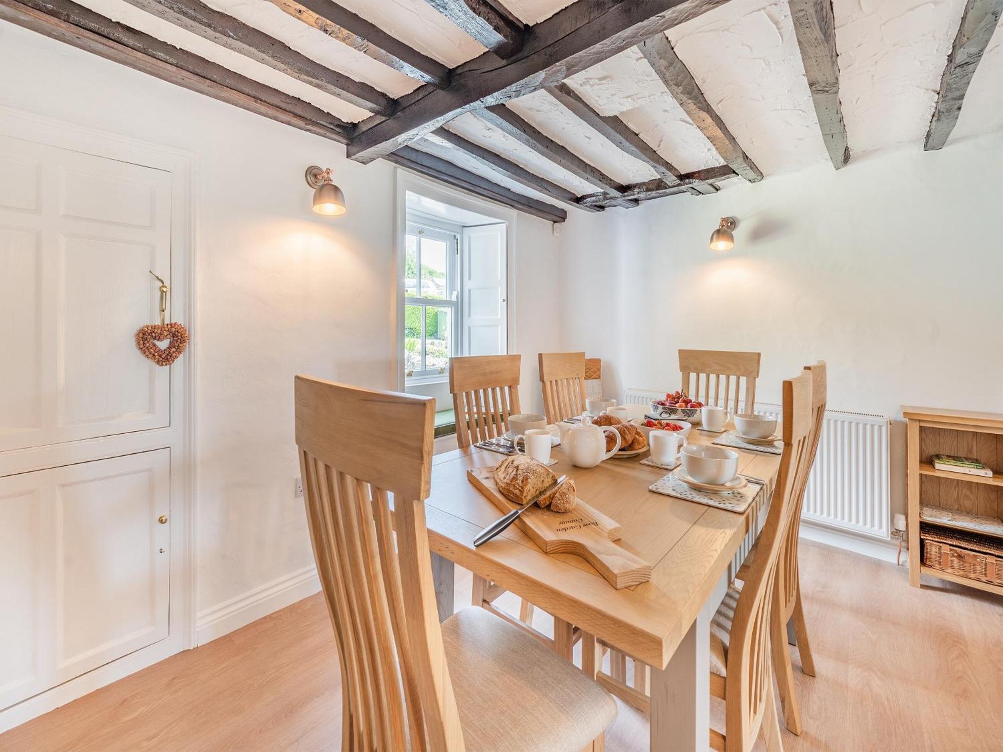 Rose Garden Cottage Heversham Exterior photo