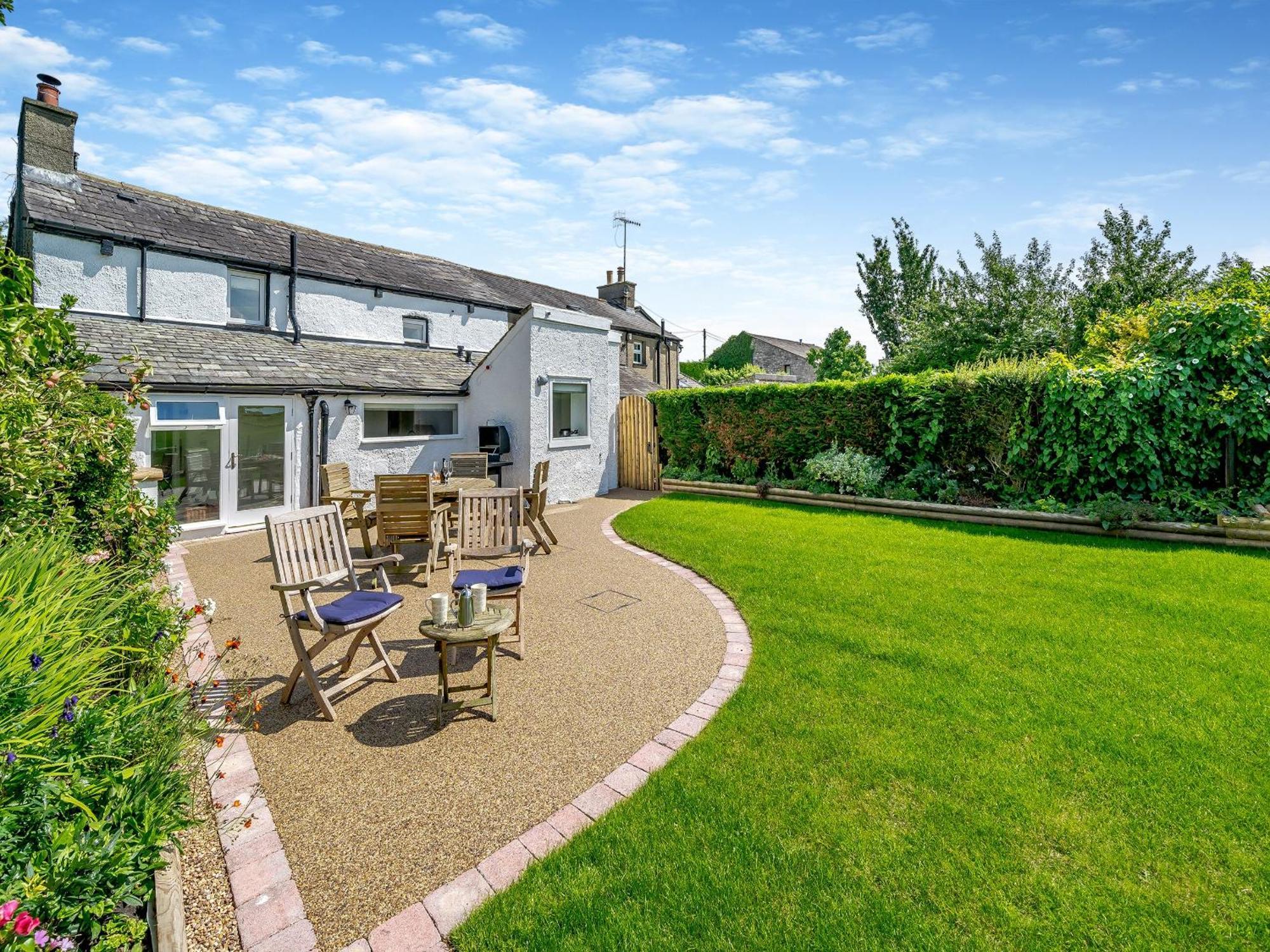 Rose Garden Cottage Heversham Exterior photo